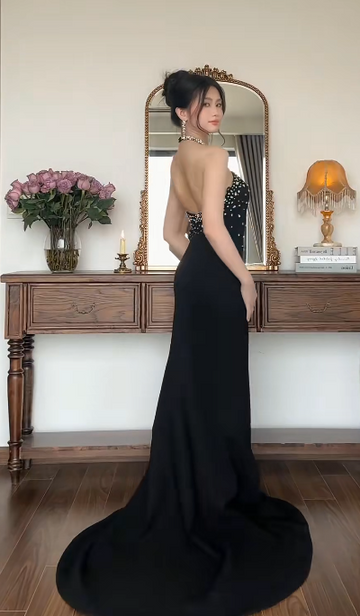 Niulatu Halter Sheath Long Prom Dresses Satin New Year's Eve Dress Black Formal Dresses HZ1026